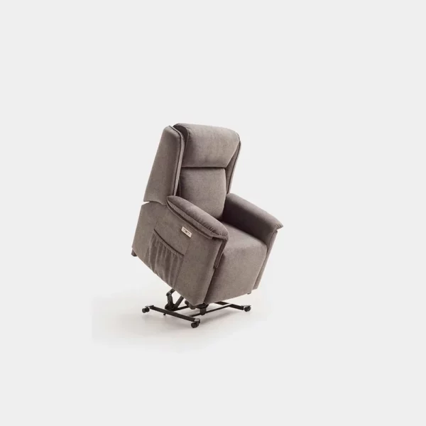 Sillón modelo PO visto de frente reclinado
